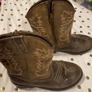 Size 11 "Darcy boots"